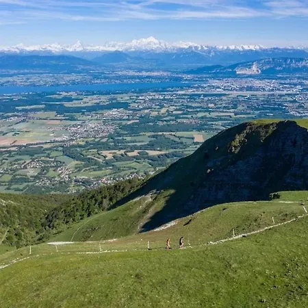 View - Near Cern,geneva,un - Free Parking *